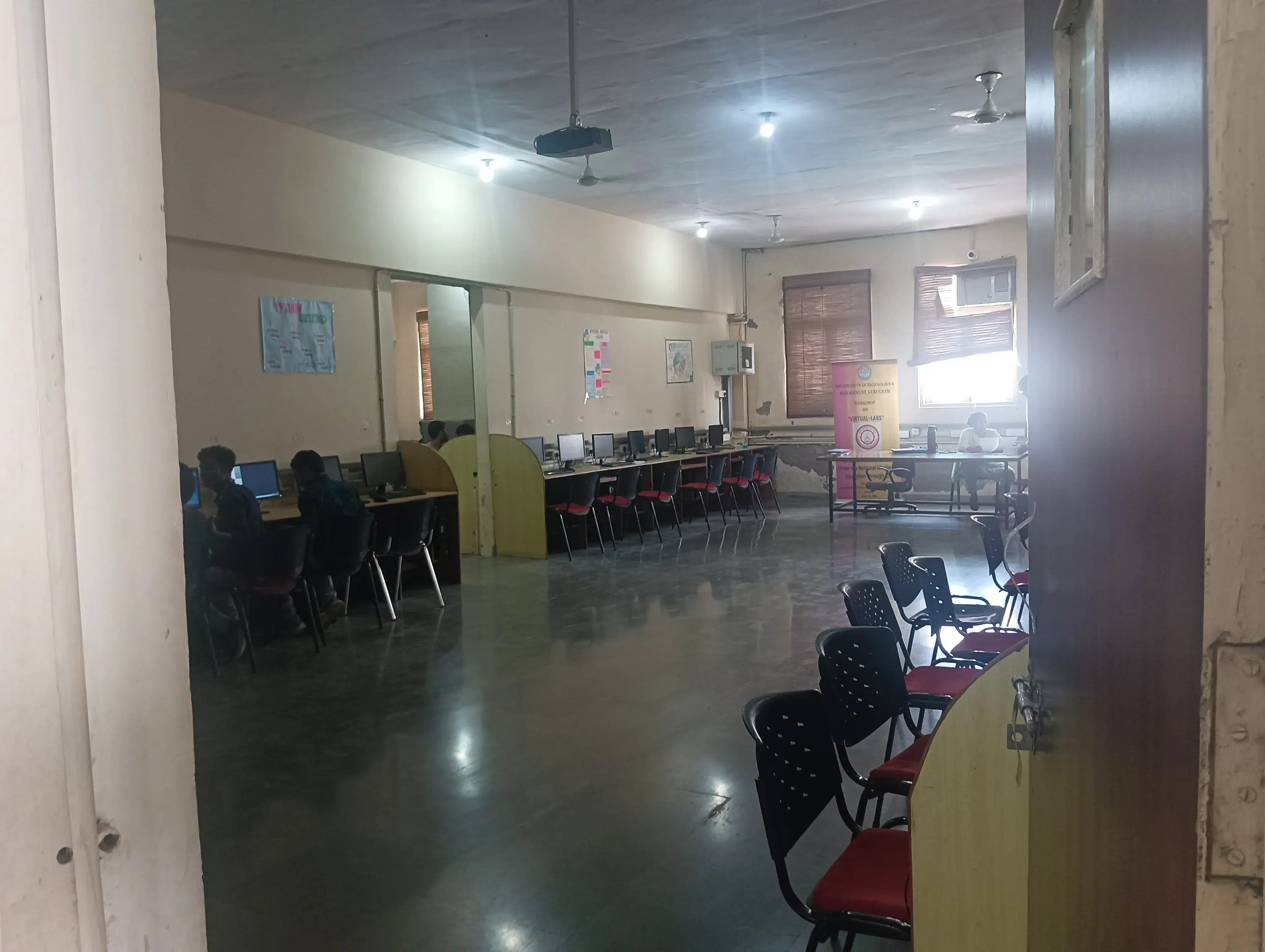 DPG Degree College Gurgaon Academic Infrastructure photo 20